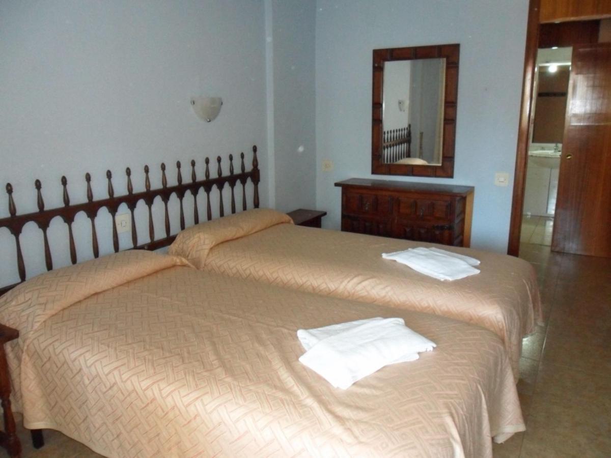 Apartamentos Cervantes Benidorm Esterno foto