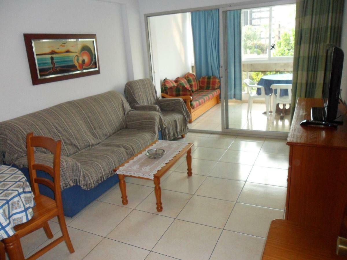 Apartamentos Cervantes Benidorm Esterno foto